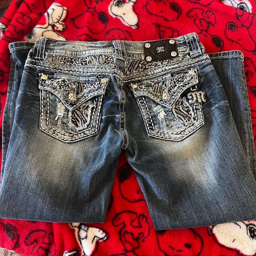 Miss Me Cuffed Capri